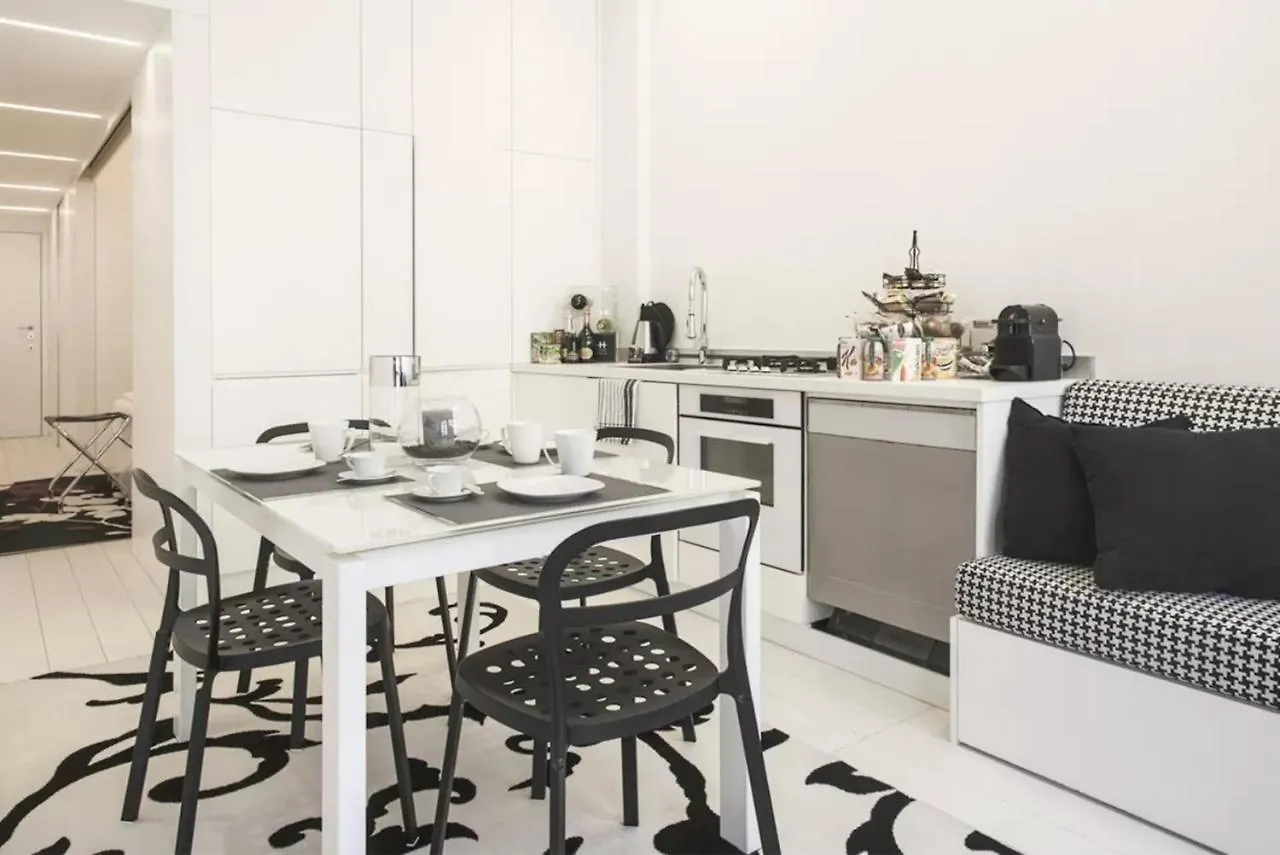 Passarella 4 Apartment Milan